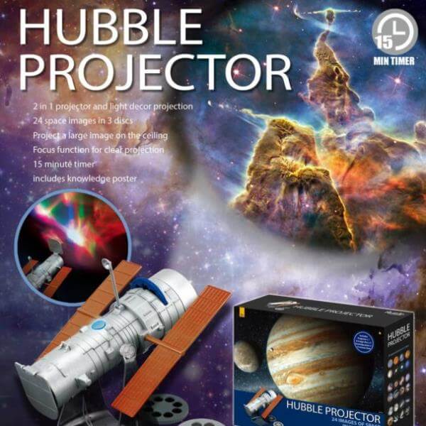 Proiettore Hubble Space Telescope con immagini dello spazio; prodotto educativo per bambini con timer 15 minuti e poster incluso.