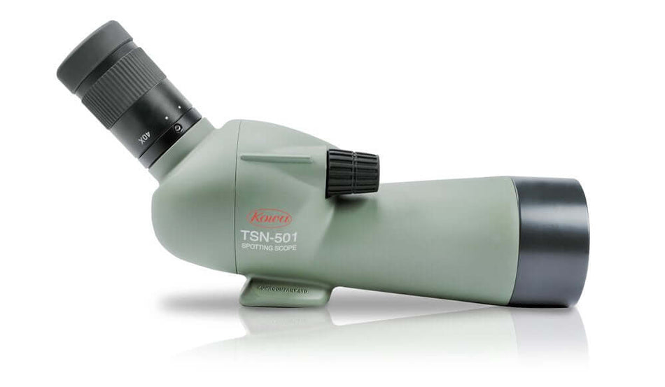 Cannocchiale ultracompatto Kowa TSN-501 con zoom 20x-40x, ideale per escursioni e trekking all'aperto, corpo angolato leggero.