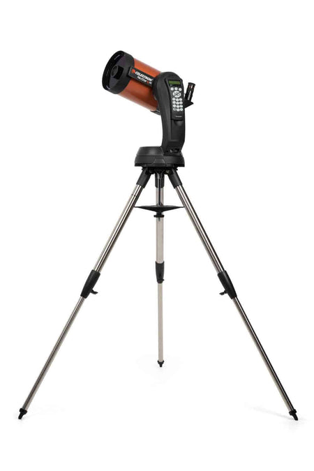 Telescopio Celestron Nexstar 6 SE Schmidt-Cassegrain da 152mm con montatura altazimutale computerizzata GO-TO.
