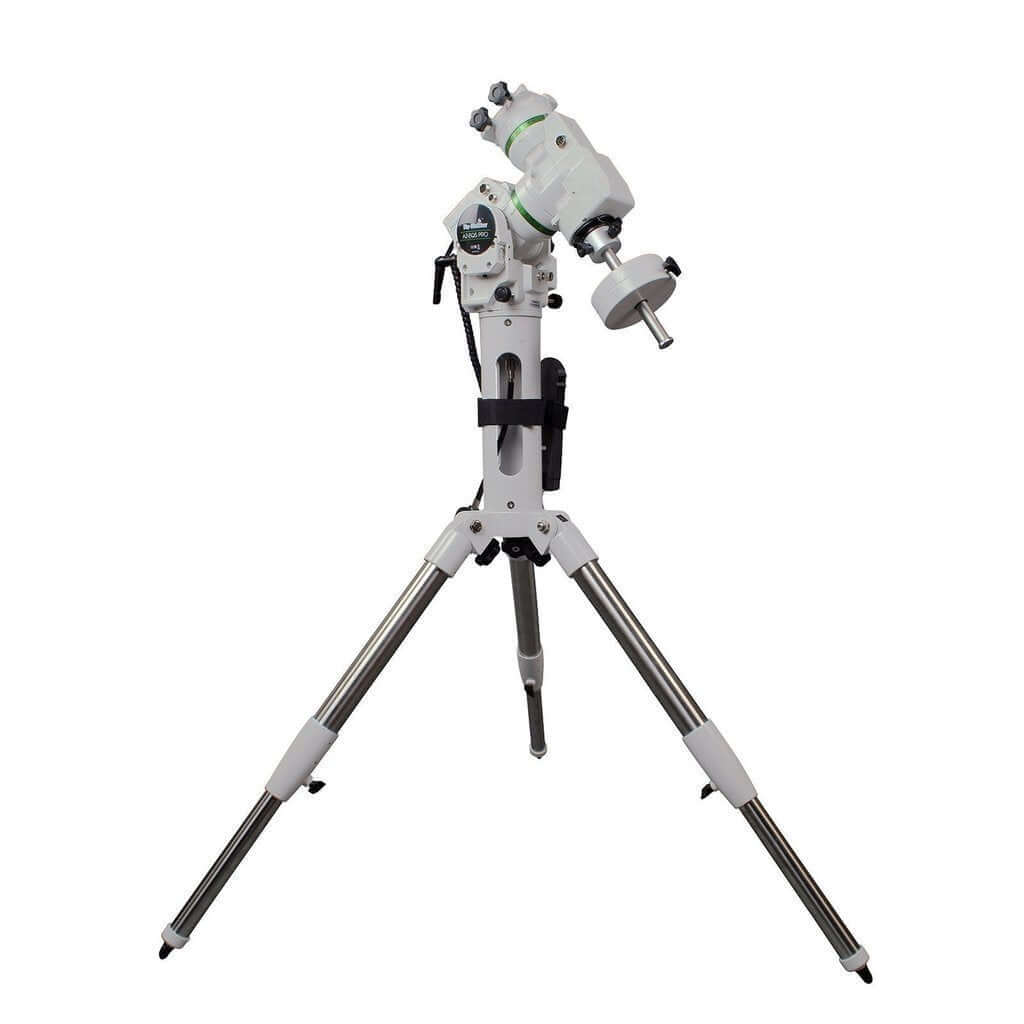 Montatura SkyWatcher AZ-EQ5 GT SynScan per astrofotografia, modalità equatoriale e altazimutale, con trasmissione a cinghia e motori stepper.