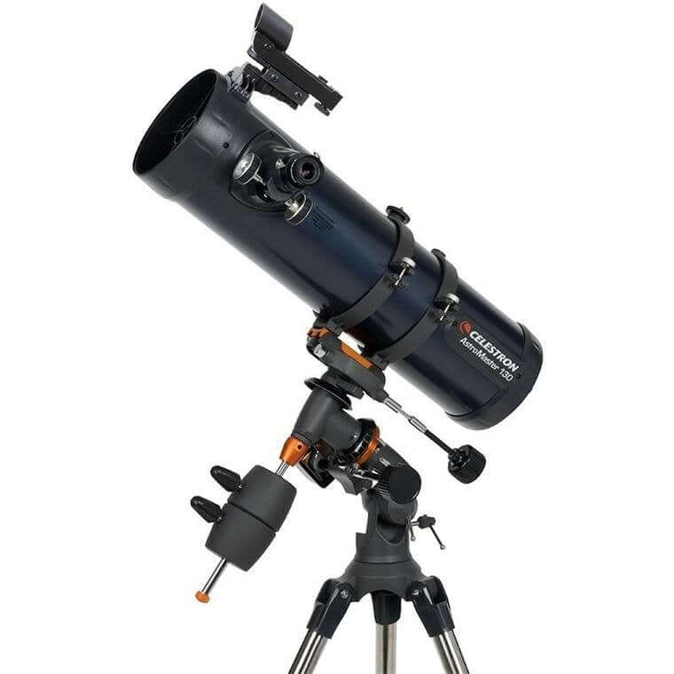Telescopio Celestron Astromaster 130EQ-MD con montatura equatoriale CG3 e motore per inseguimento automatico corpi celesti.