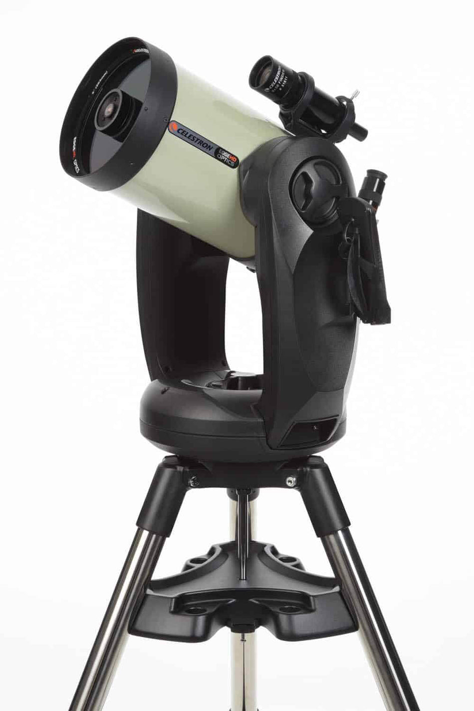 Telescopio Celestron CPC 800 Deluxe HD su treppiede per osservazioni astronomiche.