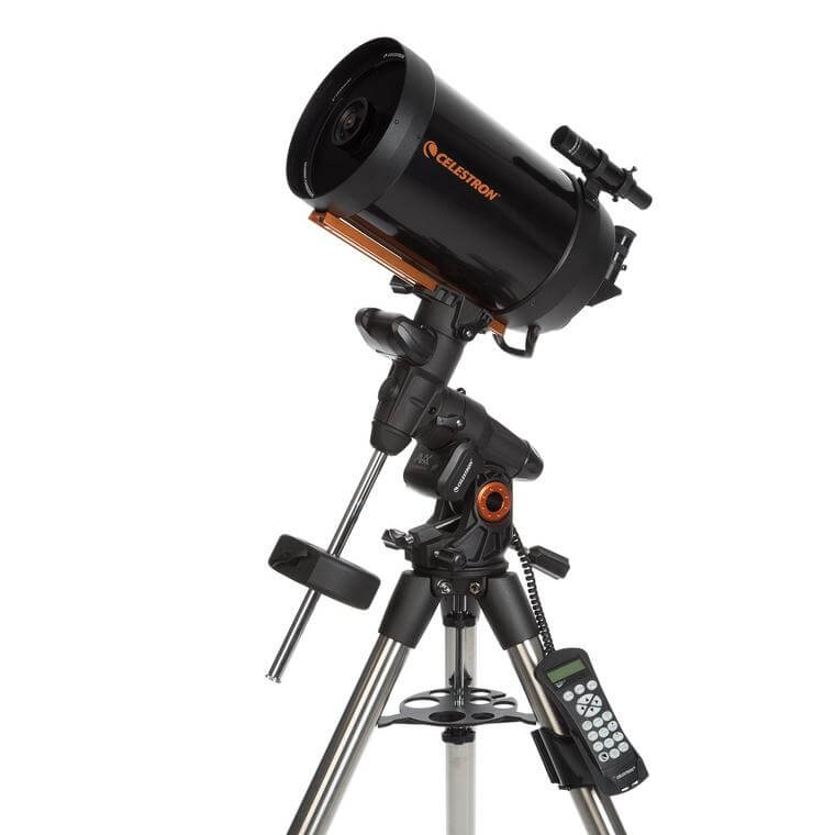 Telescopio Celestron Advanced VX 8 SCT con montatura equatoriale computerizzata e alimentatore da rete 220V, ottiche di alta qualità.