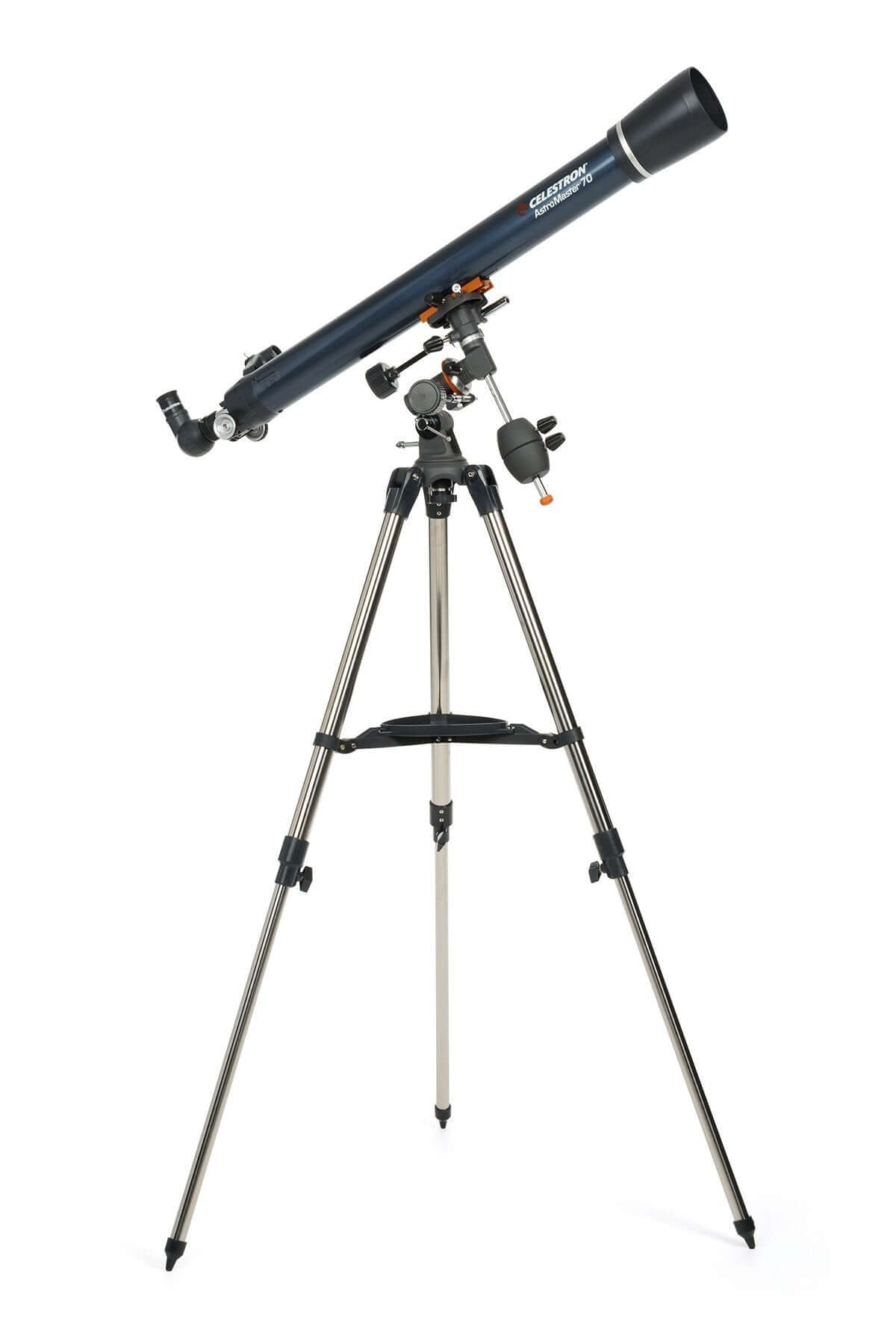 Telescopio Celestron Astromaster 70EQ con montatura EQ su treppiede in acciaio per osservazioni astronomiche.