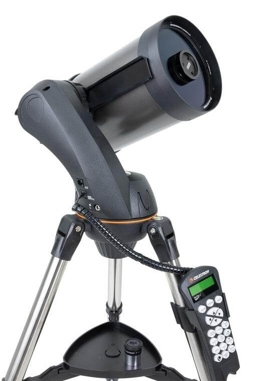 Telescopio Celestron Nexstar 6 SLT con montatura computerizzata e ottiche SC da 6 pollici, ideale per immagini astronomiche nitide.