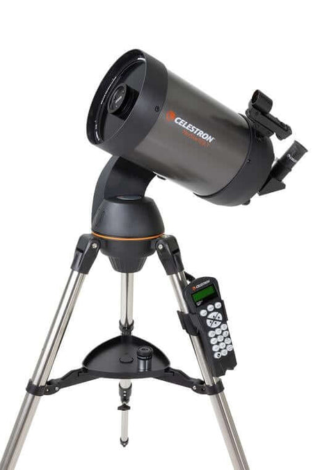 Telescopio Celestron Nexstar 6 SLT con ottiche Schmidt-Cassegrain su montatura altazimutale computerizzata.