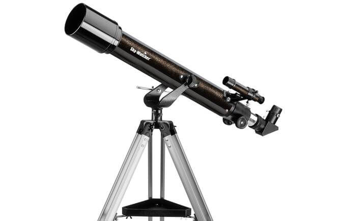 Telescopio SkyWatcher Mercury 707 AZ2 con montatura Altazimutale, treppiede regolabile e lenti intercambiabili, ideale per l'osservazione astronomica.