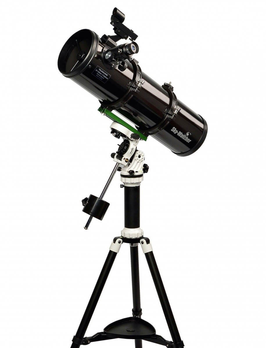 Telescopio SkyWatcher Newton 130 AZ-EQ Avant con treppiede regolabile e montatura altazimutale-equatoriale.