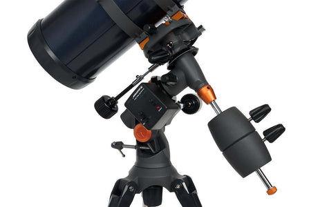 Telescopio Celestron Astromaster 130EQ-MD con montatura equatoriale CG3 e motore AR per osservazioni astronomiche.