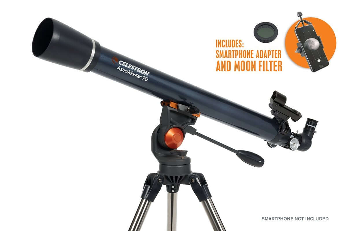 Telescopio Celestron Astromaster 70 AZ Deluxe con adattatore smartphone e filtro lunare, adatto per osservazioni astronomiche e terrestri.