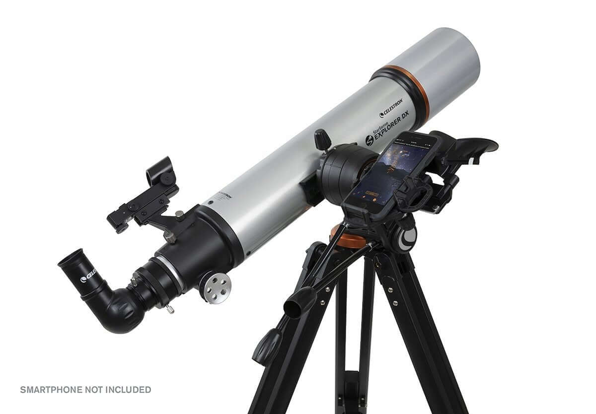 Telescopio Celestron Starsense Explorer DX 102AZ su treppiede con tecnologia di puntamento facilitata, smartphone non incluso.