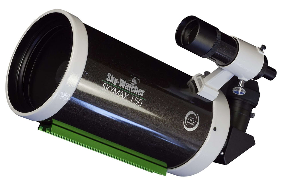 Telescopio SkyWatcher Maksutov Skymax 150 con tubo ottico da 150mm e lunghezza focale di 1800mm per osservazioni astronomiche.