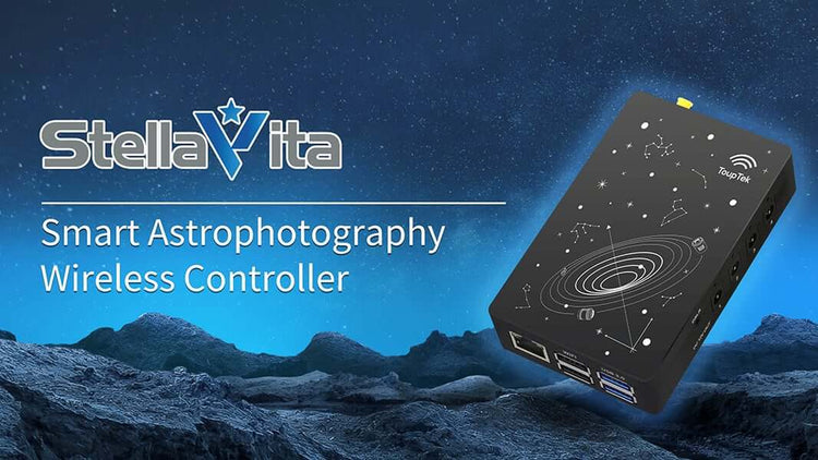 Controller wireless StellaVita per astrofotografia su sfondo stellato, ideale per appassionati di astronomia.