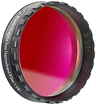 Filtro Baader H-alpha 7nm CCD 1.25" progettato per astrofotografia a pose lunghe con elevato contrasto e riduzione inquinamento luminoso.