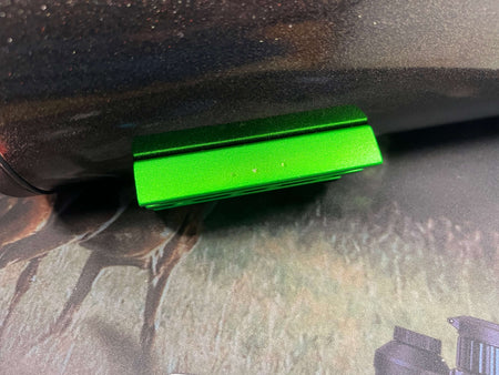 Particolare del supporto verde del SkyWatcher Maksutov Skymax 102.