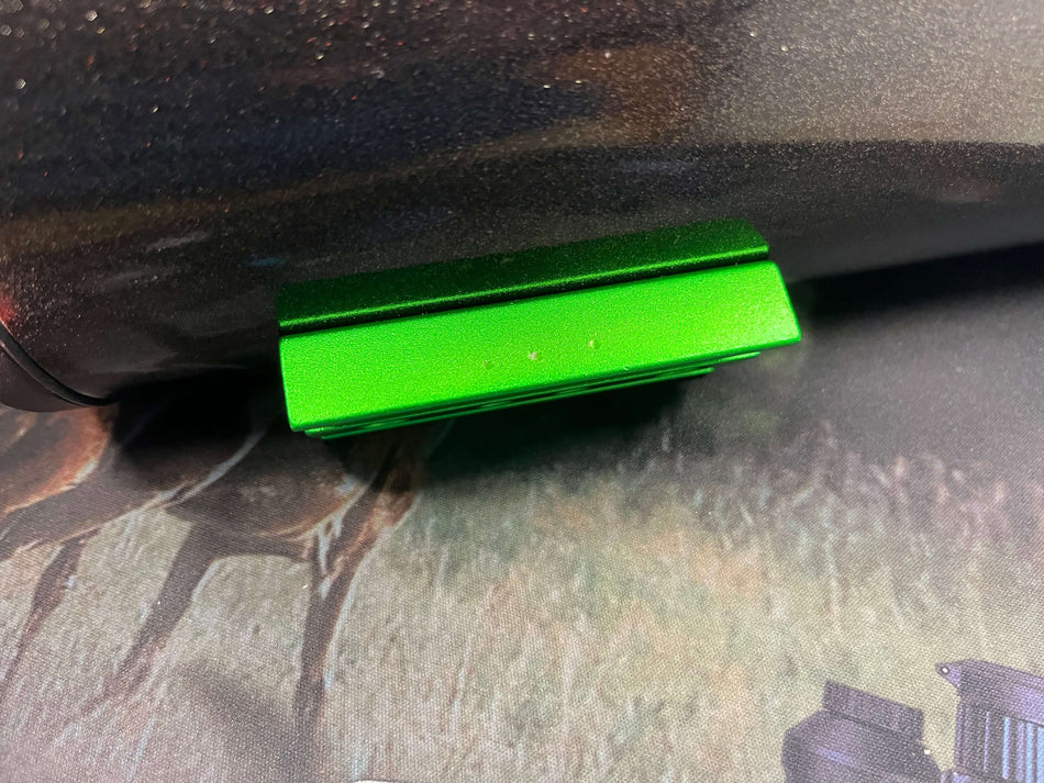 Particolare del supporto verde del SkyWatcher Maksutov Skymax 102.