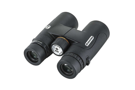 Binocolo Celestron Nature-DX ED 8x42 per osservazione con lenti ED ad alta risoluzione.
