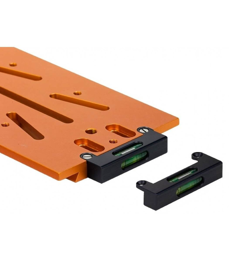 Geoptik Barra Losmandy XL 481mm arancione con bolla di livello e scala millimetrata, realizzata in alluminio CNC anodizzato.