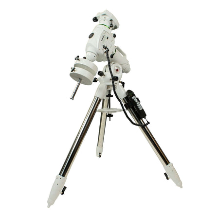 Montatura equatoriale GoTo SkyWatcher EQ6-R Pro SynScan per astrofotografia, supporta 20 Kg, con motori stepper e trasmissione a cinghia.