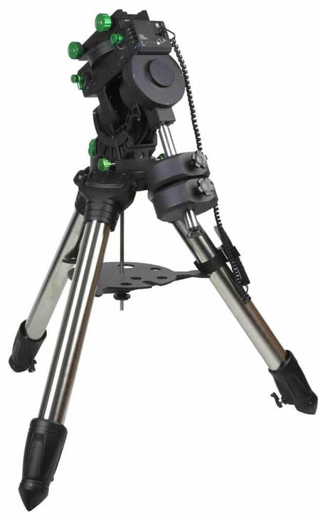 Montatura SkyWatcher CQ350 PRO SynScan con treppiede, 35kg di capacità, design innovativo e connettività avanzata