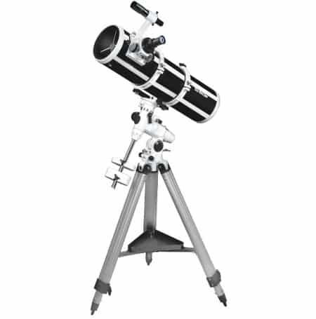 Telescopio Newton 150/750 su montatura EQ3