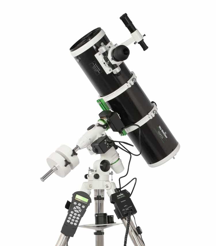 Telescopio Newton 150/750 su montatura EQM35 Synscan