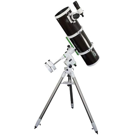 Telescopio Newton 200/1000 su montatura EQ5