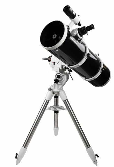 Telescopio Newton 250/1200 su montatura AZ-EQ6 Synscan GoTo