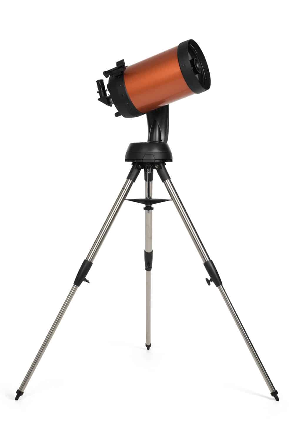 Telescopio Celestron NexStar 8SE su treppiede, design Schmidt-Cassegrain.