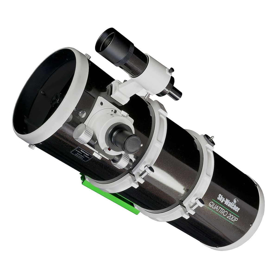 Telescopio riflettore SkyWatcher Newton Quattro 8S 200/800 f/4 per astrofotografia, ideale per immagini chiare e dettagliate.