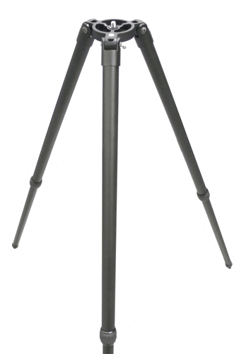 Treppiede robusto SkyWatcher Star Adventurer con gambe regolabili per astroinseguimento.